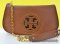 Tory Burch Clutch / Crossbody Bag OAk กระเป๋าทรงสะพายยยาว สายโซ่ เก็บสายทำเป็นกระเป๋าหนีบได้ค่า มือสอง สภาพดี