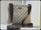 Gucci Messenger bag Signature in Brown กระเป่าผู้ชายสะพาย cross body ลายโลโก้ กุขขี่สีน้ำตาล ใบเล็ก สภาพดีค่ะ