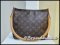 Louis Vuitton Looping Monogram กระเป๋า Shoulder bag ขนาดกำลังดีใช้ง่าย สภาพดีค่ะ