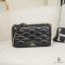 LV TWIST BLACK CALF SHW