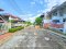 บ้านแฝด บ้านสวนนครชัยศรี จ.นครปฐม (ขนาด 40 ตร.ว.)  ถนนหน้าบ้านกว้าง 7 เมตร โครงการอยู่ติดถนนใหญ่ ถนนเพชรเกษม : (Baan Suan Nakhon Chai Si)
