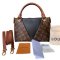 กระเป๋าสะพาย Louis Vuitton