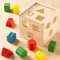 Melissa & Doug บล็อกหยอดไม้ 12 ชิ้น เสริมพัฒนาการ เรียนรู้สีและรูปทรง Shape Sorting Cube (2Y+)