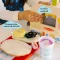 Melissa & Doug Slice & Stack Sandwich Counter รุ่น 31650 ชุดเคาน์เตอร์แซนวิชไม้ 52 ชิ้น ของเล่นบทบาทสมมติ