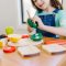 Melissa & Doug Cutting Food รุ่น 0487 ของเล่นไม้หั่นอาหาร ผักผลไม้ มีเวลโคร่ตีนตุ๊กแกพร้อมมีด & ถาดไม้