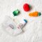 Melissa & Doug Market Basket Fill & Spill รุ่น 30730 ของเล่นผ้านุ่มนิ่ม ตะกร้าผ้าพร้อมผักผลไม้ 4 ชิ้น มีเสียง