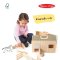 Melissa & Doug Fold & Go Stable รุ่น 3704  ของเล่นคอกม้า พร้อมม้า 4 ตัว กางออก พับเก็บได้