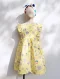 ชุดกระโปรงกระดุมหลัง 100 % คอตตอนพิมพ์ลายเฉลิมฉลองสีเหลืง
