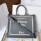 กระเป๋าพร้อมส่ง