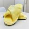 รองเท้าลดแรงกระแทก สำหรับผู้ที่มีอาการรองช้ำ Poly สีเหลือง