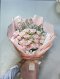 20 Roses with Daisiesand Snow Leaf