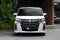Toyota Alphard 2.5 SC Package