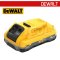DCB2104-B1 แบตเตอรี่ 20V MAX 4.0AH POWERPACK ขนาดบางฐานกว้าง เสริมยางกันลื่น "DEWALT" ดีวอลท์
