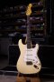 Fender Stratocaster'62 JV Japan Original 1983 Vintage White (3.5kg)